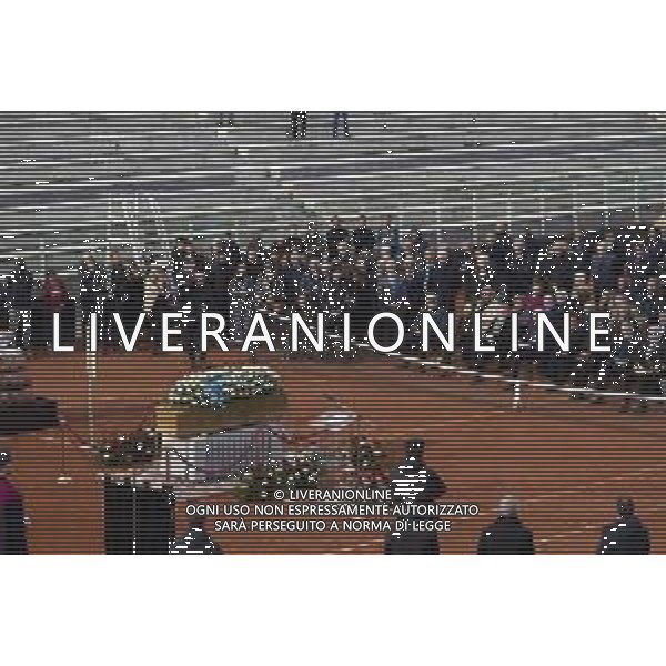 Roma 03 Dicembre 2025 Camera Ardente in onore di Nicola Pietrangeli, allestita al Foro Italico di Roma nello stadio a lui nominato. Nella Foto: Marco Pietrangeli, Filippo Pietrangeli, Angelo Binaghi Foto Credit: Andrea Bracaglia- AGENZIA ALDO LIVERANI SAS