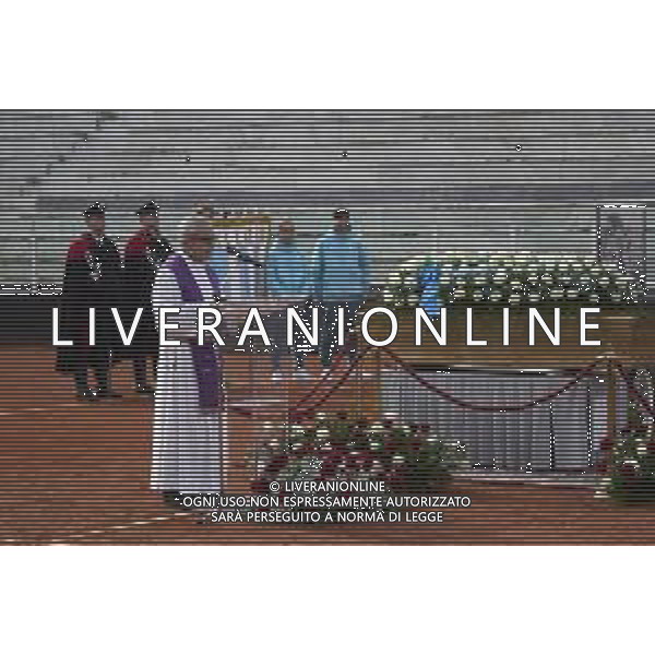 Roma 03 Dicembre 2025 Camera Ardente in onore di Nicola Pietrangeli, allestita al Foro Italico di Roma nello stadio a lui nominato. Nella Foto: il feretro Foto Credit: Andrea Bracaglia- AGENZIA ALDO LIVERANI SAS