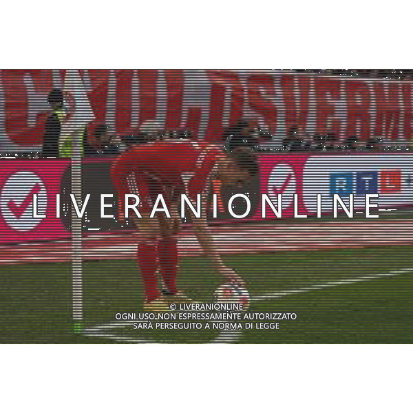 Joshua Kimmich #6 (FC Bayern Muenchen) beim Eckball, FC Bayern Muenchen vs. FC St. Pauli, Fussball, 1. Bundesliga, 12. Spieltag, 29.11.2025 DFB regulations prohibit any use of photographs as image sequences and/or quasi-video / action press AG KARMAPRESS-AG ALDO LIVERANI SAS