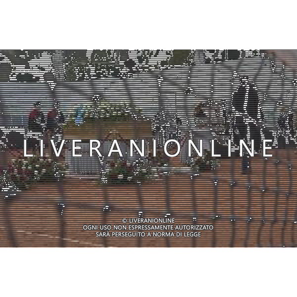 Roma 03 Dicembre 2025 Camera Ardente in onore di Nicola Pietrangeli, allestita al Foro Italico di Roma nello stadio a lui nominato. Nella Foto: il feretro Foto Credit: Andrea Bracaglia- AGENZIA ALDO LIVERANI SAS