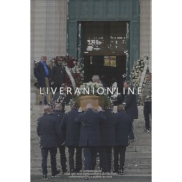 Roma 03 Dicembre 2025 Funerali di Nicola Pietrangeli a Roma nella Chiesa Parrocchiale Gran Madre di Dio. Nella Foto: arrivo del feretro Foto Credit: Andrea Bracaglia- AGENZIA ALDO LIVERANI SAS