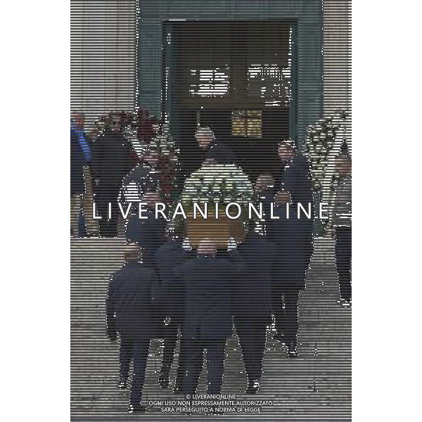 Roma 03 Dicembre 2025 Funerali di Nicola Pietrangeli a Roma nella Chiesa Parrocchiale Gran Madre di Dio. Nella Foto: arrivo del feretro Foto Credit: Andrea Bracaglia- AGENZIA ALDO LIVERANI SAS