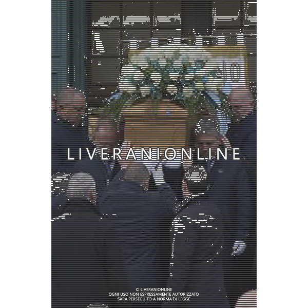 Roma 03 Dicembre 2025 Funerali di Nicola Pietrangeli a Roma nella Chiesa Parrocchiale Gran Madre di Dio. Nella Foto: uscita del feretro Foto Credit: Andrea Bracaglia- AGENZIA ALDO LIVERANI SAS