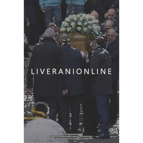 Roma 03 Dicembre 2025 Funerali di Nicola Pietrangeli a Roma nella Chiesa Parrocchiale Gran Madre di Dio. Nella Foto: uscita del feretro Foto Credit: Andrea Bracaglia- AGENZIA ALDO LIVERANI SAS