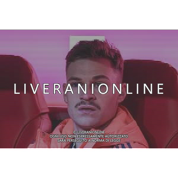 Joshua Kimmich #6 (FC Bayern Muenchen) auf der Ersatzbank, FC Bayern Muenchen vs. SC Freiburg, Fussball, Bundesliga, DFL, Saison 2025/2026, Hinrunde, 22.11.2025 DFB regulations prohibit any use of photographs as image sequences and/or quasi-video / action press AG KARMAPRESS-AG ALDO LIVERANI SAS