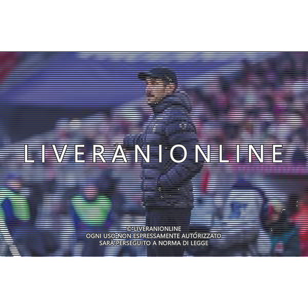 Chef-Trainer Julian Schuster (SC Freiburg) mit Anweisungen, FC Bayern Muenchen vs. SC Freiburg, Fussball, Bundesliga, DFL, Saison 2025/2026, Hinrunde, 22.11.2025 DFB regulations prohibit any use of photographs as image sequences and/or quasi-video / action press AG KARMAPRESS-AG ALDO LIVERANI SAS