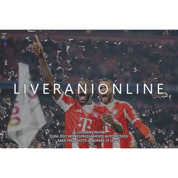 Dayot Upamecano #2 (FC Bayern Muenchen) Torjubel zum 3:2, Jonathan Tah #4 (FC Bayern Muenchen), FC Bayern Muenchen - SC Freiburg, Fussball, Bundesliga, 11. Spieltag, 22.11.2025 DFB regulations prohibit any use of photographs as image sequences and/or quasi-video / action press AG KARMAPRESS-AG ALDO LIVERANI SAS