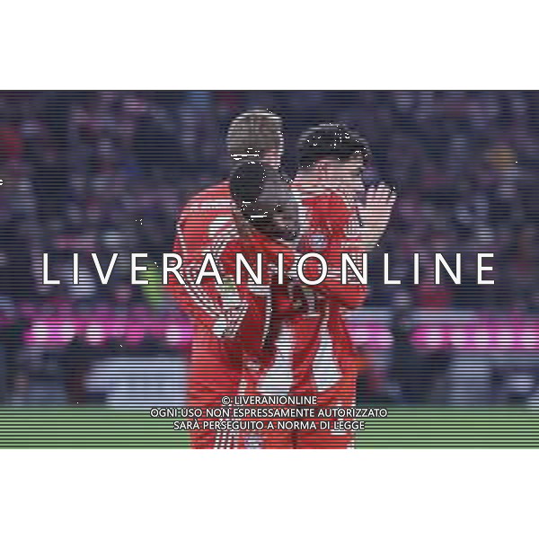 Spezieller Torjuel von Nicolas Jackson #11 (FC Bayern Muenchen) nach dem Tor zum 5:2, FC Bayern Muenchen vs. SC Freiburg, Fussball, Bundesliga, DFL, Saison 2025/2026, Hinrunde, 22.11.2025 DFB regulations prohibit any use of photographs as image sequences and/or quasi-video / action press AG KARMAPRESS-AG ALDO LIVERANI SAS