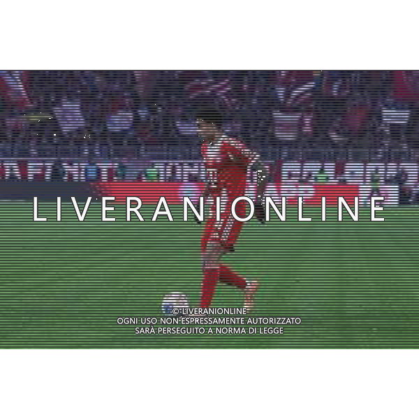 Luis Diaz #14 (FC Bayern Muenchen) in aktion, FC Bayern Muenchen vs. SC Freiburg, Fussball, Bundesliga, DFL, Saison 2025/2026, Hinrunde, 22.11.2025 DFB regulations prohibit any use of photographs as image sequences and/or quasi-video / action press AG KARMAPRESS-AG ALDO LIVERANI SAS