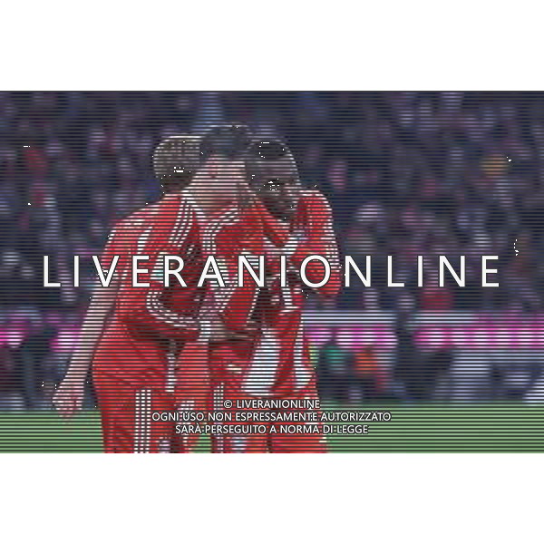 Spezieller Torjuel von Nicolas Jackson #11 (FC Bayern Muenchen) nach dem Tor zum 5:2, FC Bayern Muenchen vs. SC Freiburg, Fussball, Bundesliga, DFL, Saison 2025/2026, Hinrunde, 22.11.2025 DFB regulations prohibit any use of photographs as image sequences and/or quasi-video / action press AG KARMAPRESS-AG ALDO LIVERANI SAS