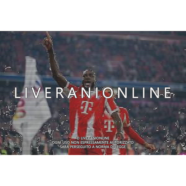 Dayot Upamecano #2 (FC Bayern Muenchen) Torjubel zum 3:2, FC Bayern Muenchen - SC Freiburg, Fussball, Bundesliga, 11. Spieltag, 22.11.2025 DFB regulations prohibit any use of photographs as image sequences and/or quasi-video / action press AG KARMAPRESS-AG ALDO LIVERANI SAS