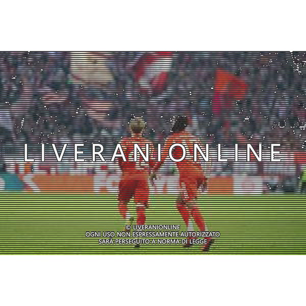 Torjubel zum 1:2, Karl Lennart #42 (FC Bayern Muenchen), Michael Olise #17 (FC Bayern Muenchen), FC Bayern Muenchen - SC Freiburg, Fussball, Bundesliga, 11. Spieltag, 22.11.2025 DFB regulations prohibit any use of photographs as image sequences and/or quasi-video / action press AG KARMAPRESS-AG ALDO LIVERANI SAS