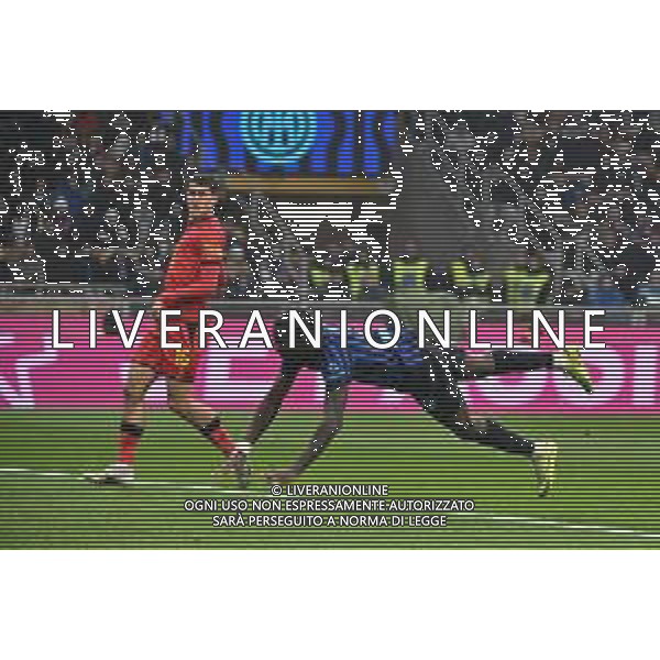 Inter vs Venezia nella foto Marcus Thuram (Inter) segna il gol del 4 a 0 Milano 03-12-2025 Stadio Giuseppe Meazza - San Siro Inter vs Venezia Coppa Italia Frecciarossa - ottavi di finale foto Roberto Garavaglia/Agenzia Aldo Liverani sas