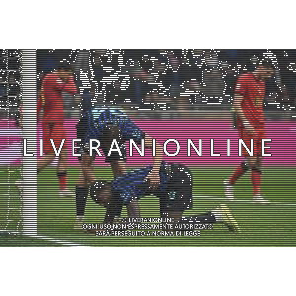 Inter vs Venezia nella foto Marcus Thuram (Inter) e Francesco Pio Esposito (Inter) dopo il gol del 4 a 0 Milano 03-12-2025 Stadio Giuseppe Meazza - San Siro Inter vs Venezia Coppa Italia Frecciarossa - ottavi di finale foto Roberto Garavaglia/Agenzia Aldo Liverani sas