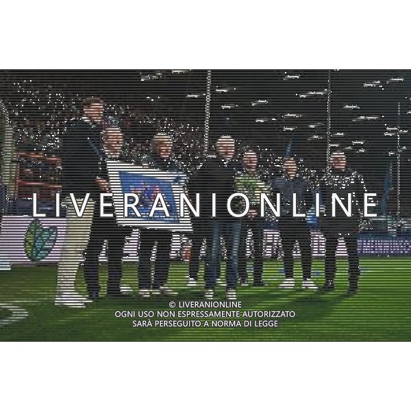 Ehrung Hermann Gerland, VfL Bochum vs. Dynamo Dresden, Fussball, 2. Bundesliga, 13. Spieltag, 21.11.2025 DFB regulations prohibit any use of photographs as image sequences and/or quasi-video / action press AG KARMAPRESS-AG ALDO LIVERANI SAS