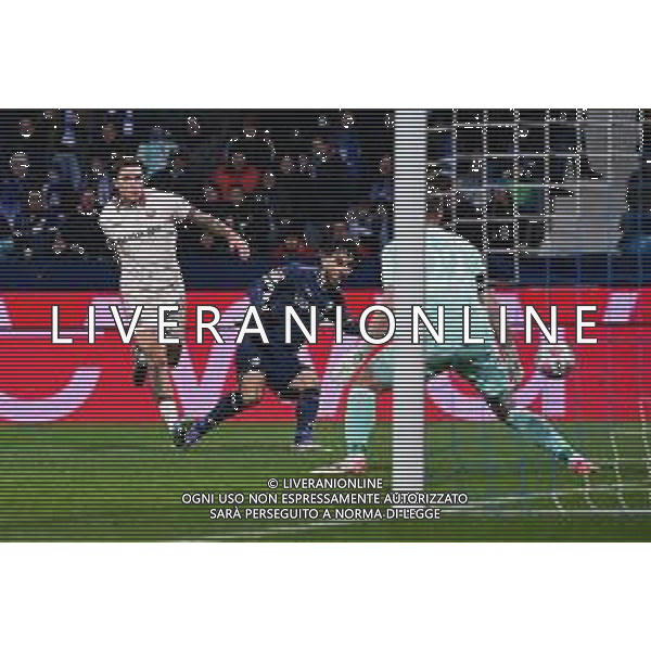 Gerrit Holtmann #17 (Vfl Bochum), VfL Bochum vs. Dynamo Dresden, Fussball, 2. Bundesliga, 13. Spieltag, 21.11.2025 DFB regulations prohibit any use of photographs as image sequences and/or quasi-video / action press AG KARMAPRESS-AG ALDO LIVERANI SAS