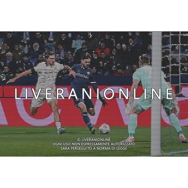 Gerrit Holtmann #17 (Vfl Bochum), VfL Bochum vs. Dynamo Dresden, Fussball, 2. Bundesliga, 13. Spieltag, 21.11.2025 DFB regulations prohibit any use of photographs as image sequences and/or quasi-video / action press AG KARMAPRESS-AG ALDO LIVERANI SAS