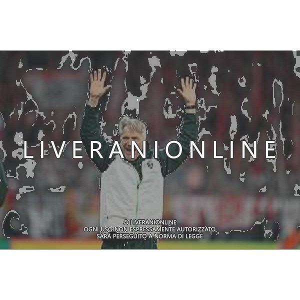 1. Bundesliga: SV Werder Bremen - 1. FC Köln am 29.11.2025 im Weserstadion in Bremen Trainer Horst Steffen (Bremen) jubelt. Foto: osnapix / Michael Titgemeyer DFL regulations prohibit any use of photographs as image sequences and/or quasi-video. / action press AG KARMAPRESS-AG ALDO LIVERANI SAS