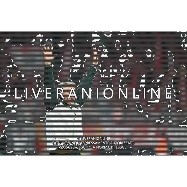 1. Bundesliga: SV Werder Bremen - 1. FC Köln am 29.11.2025 im Weserstadion in Bremen Trainer Horst Steffen (Bremen) jubelt. Foto: osnapix / Michael Titgemeyer DFL regulations prohibit any use of photographs as image sequences and/or quasi-video. / action press AG KARMAPRESS-AG ALDO LIVERANI SAS