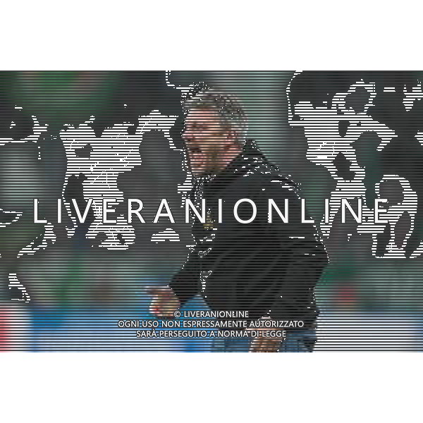 1. Bundesliga: SV Werder Bremen - 1. FC Köln am 29.11.2025 im Weserstadion in Bremen Trainer Lukasz Kwasniok (1. FC Koeln) unzufrieden, enttäuscht, enttaeuscht, niedergeschlagen. Foto: osnapix / Michael Titgemeyer DFL regulations prohibit any use of photographs as image sequences and/or quasi-video. / action press AG KARMAPRESS-AG ALDO LIVERANI SAS