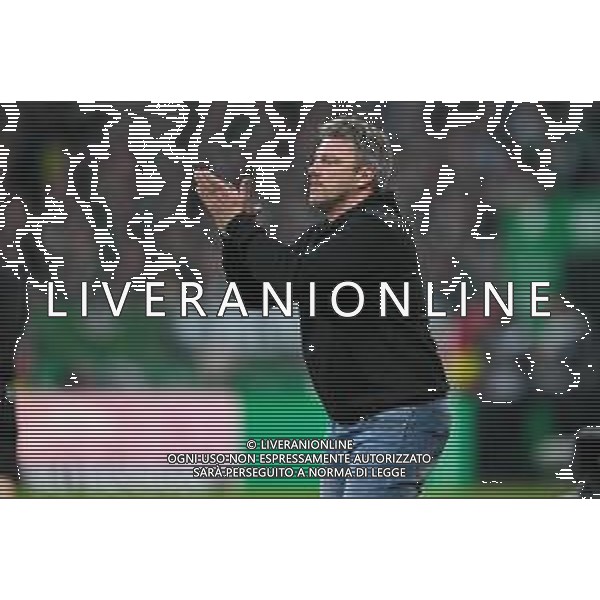 1. Bundesliga: SV Werder Bremen - 1. FC Köln am 29.11.2025 im Weserstadion in Bremen Trainer Lukasz Kwasniok (1. FC Koeln) unzufrieden, enttäuscht, enttaeuscht, niedergeschlagen. Foto: osnapix / Michael Titgemeyer DFL regulations prohibit any use of photographs as image sequences and/or quasi-video. / action press AG KARMAPRESS-AG ALDO LIVERANI SAS