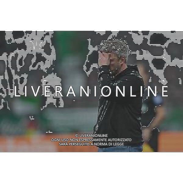 1. Bundesliga: SV Werder Bremen - 1. FC Köln am 29.11.2025 im Weserstadion in Bremen Trainer Lukasz Kwasniok (1. FC Koeln) unzufrieden, enttäuscht, enttaeuscht, niedergeschlagen. Foto: osnapix / Michael Titgemeyer DFL regulations prohibit any use of photographs as image sequences and/or quasi-video. / action press AG KARMAPRESS-AG ALDO LIVERANI SAS