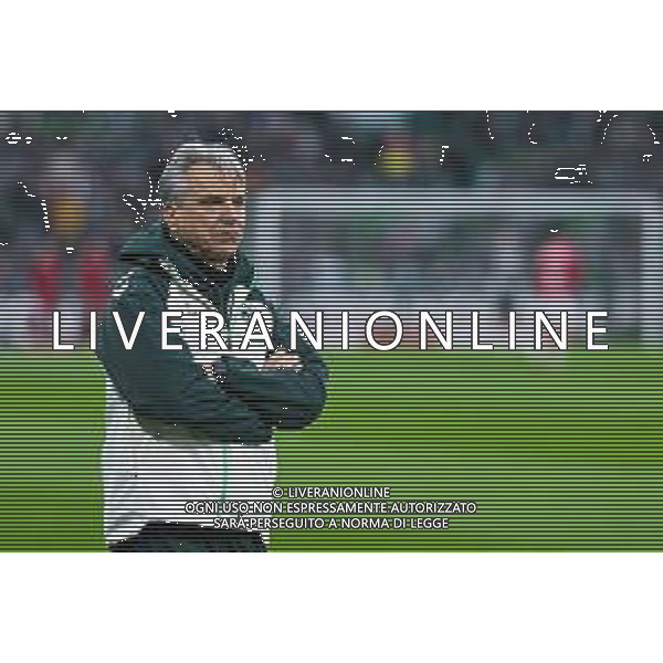 1. Bundesliga: SV Werder Bremen - 1. FC Köln am 29.11.2025 im Weserstadion in Bremen Trainer Horst Steffen (Bremen) nachdenklich Foto: osnapix / Michael Titgemeyer DFL regulations prohibit any use of photographs as image sequences and/or quasi-video. / action press AG KARMAPRESS-AG ALDO LIVERANI SAS