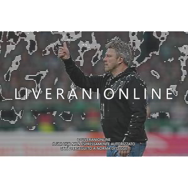 1. Bundesliga: SV Werder Bremen - 1. FC Köln am 29.11.2025 im Weserstadion in Bremen Trainer Lukasz Kwasniok (1. FC Koeln) unzufrieden, enttäuscht, enttaeuscht, niedergeschlagen. Foto: osnapix / Michael Titgemeyer DFL regulations prohibit any use of photographs as image sequences and/or quasi-video. / action press AG KARMAPRESS-AG ALDO LIVERANI SAS