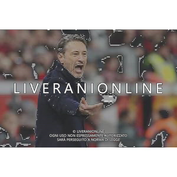 1. Bundesliga - Bayer 04 Leverkusen - Borussia Dortmund am 29.11.2025 in der BayArena in Leverkusen Trainer Niko Kovac (Dortmund) gibt lautstark Anweisungen Foto: osnapix / Marcus Hirnschal DFL regulations prohibit any use of photographs as image sequences and/or quasi-video / action press AG KARMAPRESS-AG ALDO LIVERANI SAS