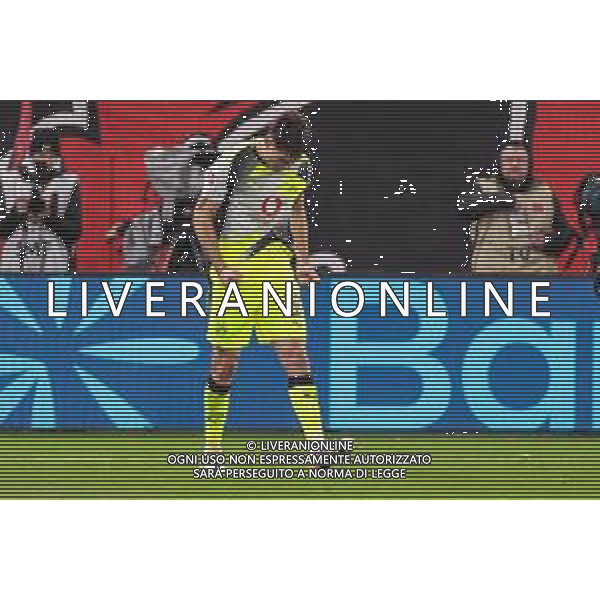 1. Bundesliga - Bayer 04 Leverkusen - Borussia Dortmund am 29.11.2025 in der BayArena in Leverkusen Jubel, Torjubel, Torschuetze, Torschütze Aaron Anselmino (Dortmund 28) jubelt nach seinem Tor zum 0 zu 1 Foto: osnapix / Marcus Hirnschal DFL regulations prohibit any use of photographs as image sequences and/or quasi-video / action press AG KARMAPRESS-AG ALDO LIVERANI SAS