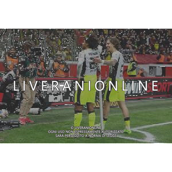 1. Bundesliga - Bayer 04 Leverkusen - Borussia Dortmund am 29.11.2025 in der BayArena in Leverkusen Jubel, Torjubel, Torschuetze, Torschütze Karim Adeyemi (Dortmund 27) jubelt nach seinem Tor zum 0 zu 2 mit Fabio Silva (Dortmund 21) Foto: osnapix / Marcus Hirnschal DFL regulations prohibit any use of photographs as image sequences and/or quasi-video / action press AG KARMAPRESS-AG ALDO LIVERANI SAS