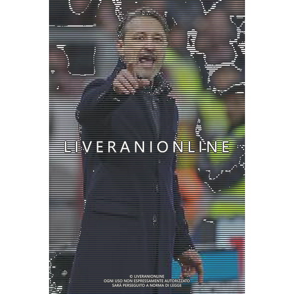 1. Bundesliga - Bayer 04 Leverkusen - Borussia Dortmund am 29.11.2025 in der BayArena in Leverkusen Trainer Niko Kovac (Dortmund) gibt lautstark Anweisungen Foto: osnapix / Marcus Hirnschal DFL regulations prohibit any use of photographs as image sequences and/or quasi-video / action press AG KARMAPRESS-AG ALDO LIVERANI SAS