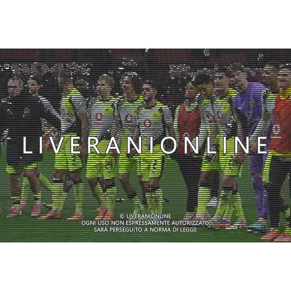 1. Bundesliga - Bayer 04 Leverkusen - Borussia Dortmund am 29.11.2025 in der BayArena in Leverkusen Jubel und Freude über den Sieg bei der Mannschaft von Borussia Dortmund, hier Ramy Bensebaini (Dortmund 5), Julian Ryerson (Dortmund 26), Waldemar Anton (Dortmund 3), Fabio Silva (Dortmund 21), Yan Couto (Dortmund 2), Jobe Bellingham (Dortmund 7), Aaron Anselmino (Dortmund 28), Torwart Gregor Kobel (Dortmund 1), Felix Nmecha (Dortmund 8), Pascal Groß / Gross (Dortmund 13) Foto: osnapix / Marcus Hirnschal DFL regulations prohibit any use of photographs as image sequences and/or quasi-video / action press AG KARMAPRESS-AG ALDO LIVERANI SAS