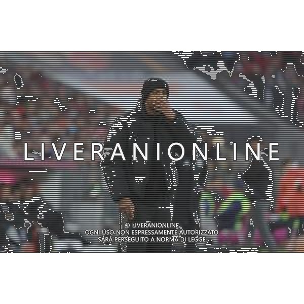 enttaeuschung bei Chef-Trainer Vincent Kompany (FC Bayern Muenchen), FC Bayern Muenchen vs. FC St. Pauli, Fussball, 1. Bundesliga, 12. Spieltag, 29.11.2025 DFB regulations prohibit any use of photographs as image sequences and/or quasi-video / action press AG KARMAPRESS-AG ALDO LIVERANI SAS