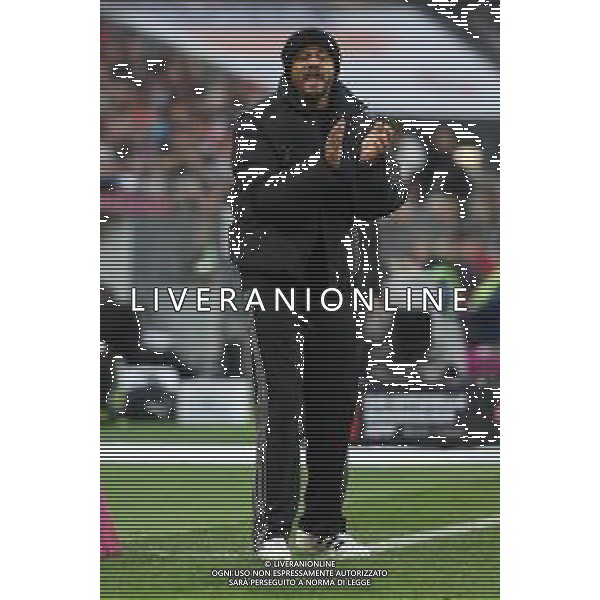 Chef-Trainer Vincent Kompany (FC Bayern Muenchen) feuert an, FC Bayern Muenchen vs. FC St. Pauli, Fussball, 1. Bundesliga, 12. Spieltag, 29.11.2025 DFB regulations prohibit any use of photographs as image sequences and/or quasi-video / action press AG KARMAPRESS-AG ALDO LIVERANI SAS