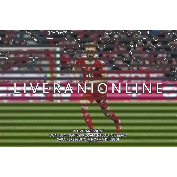 Konrad Laimer #27 (FC Bayern Muenchen), FC Bayern Muenchen vs. FC St. Pauli, Fussball, 1. Bundesliga, 12. Spieltag, 29.11.2025 DFB regulations prohibit any use of photographs as image sequences and/or quasi-video / action press AG KARMAPRESS-AG ALDO LIVERANI SAS