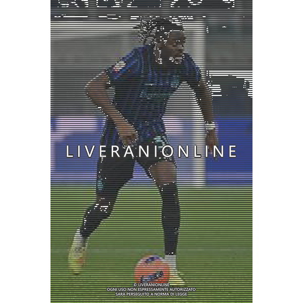 Inter vs Venezia nella foto Yann Aurel Bisseck (Inter) Milano 03-12-2025 Stadio Giuseppe Meazza - San Siro Inter vs Venezia Coppa Italia Frecciarossa - ottavi di finale foto Roberto Garavaglia/Agenzia Aldo Liverani sas