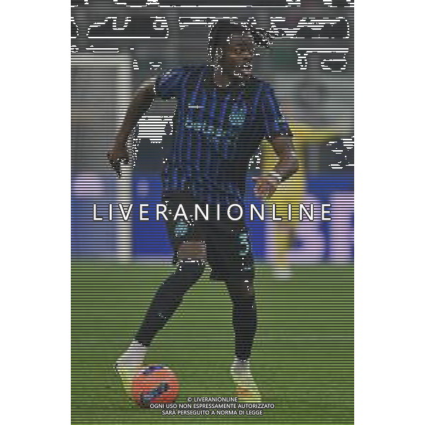 Inter vs Venezia nella foto Yann Aurel Bisseck (Inter) Milano 03-12-2025 Stadio Giuseppe Meazza - San Siro Inter vs Venezia Coppa Italia Frecciarossa - ottavi di finale foto Roberto Garavaglia/Agenzia Aldo Liverani sas
