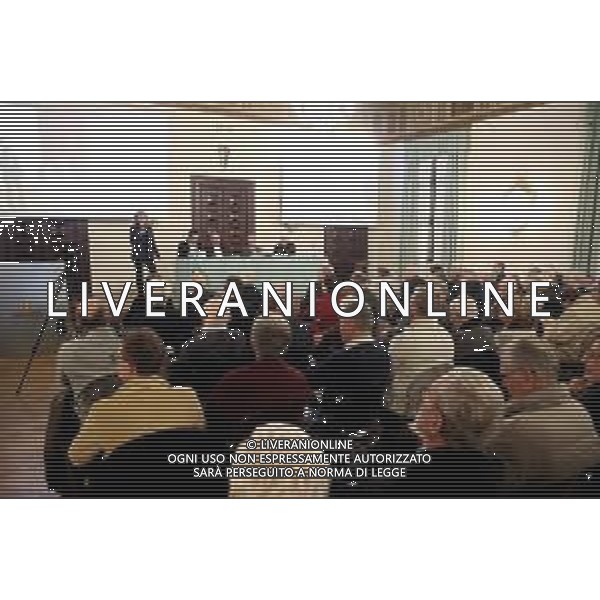 IMOLA 03 12 2025 PRESENTAZIONE DEL LIBRO "COGNETEX origini,storia e parabola di una realta\' industriale venuta da lontano"AUTORE DEL LIBRO ING ALESSANDRO MIRRI NELLA FOTO DA SINISTRA ASSESSORE GIANNA GAMBETTI,GIOVANNI BUCCHI,ALESSANDRO MIRRI,PIETRO CASSANI E VESCOVO DI IMOLA GIOVANNI MOSCIATTI FOTO GIANNI SANNA-AG ALDO LIVERANI SAS