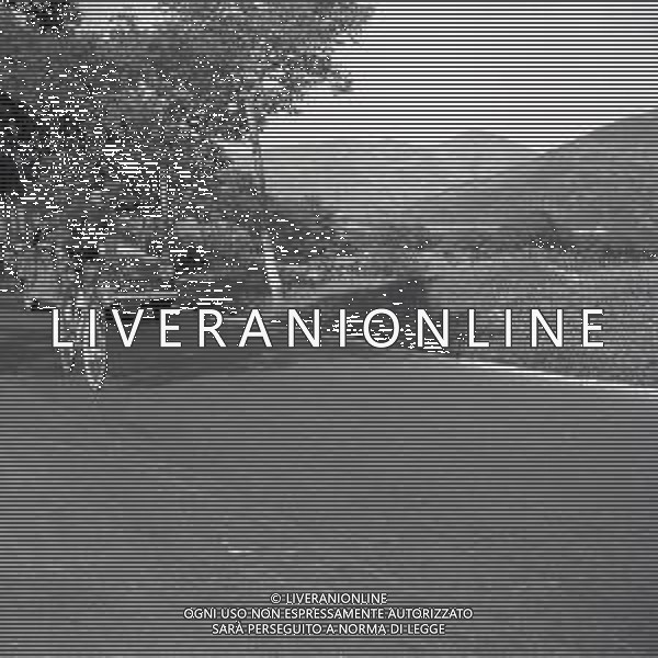 NEG-1949 GIRO D\'ITALIA TAPPA TERNI -ROMA VINTA DA MENON ANGELO FOTO SANDRO VESPASIANI-AG ALDO LIVERANI SAS