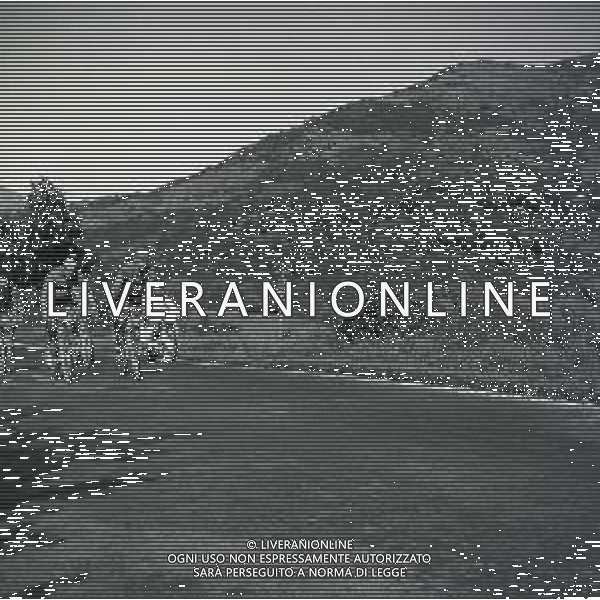 NEG-1949 GIRO D\'ITALIA TAPPA TERNI -ROMA VINTA DA MENON ANGELO FOTO SANDRO VESPASIANI-AG ALDO LIVERANI SAS