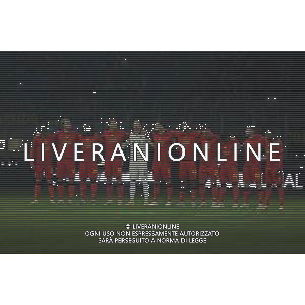 LA FORMAZIONE DEL VENEZIA SCHIERATA DURANTE IL MINUTO DI SILENZIO - INTER vs VENEZIA COPPA ITALIA OTTAVI DI FINALE 03.12.2025 ©PAOLO GIAMPIETRI - AGENZIA ALDO LIVERANI SAS