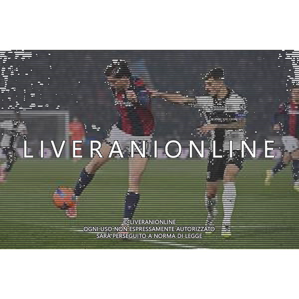 TVRG Bologna vs Parma nella foto Giovanni Fabbian (Bologna) e Enrico Delprato (Parma) Bologna 04-12-2025 Stadio Renato Dall\'Ara Bologna vs Parma Coppa Italia Frecciarossa - ottavi di finale foto Roberto Garavaglia/Agenzia Aldo Liverani sas