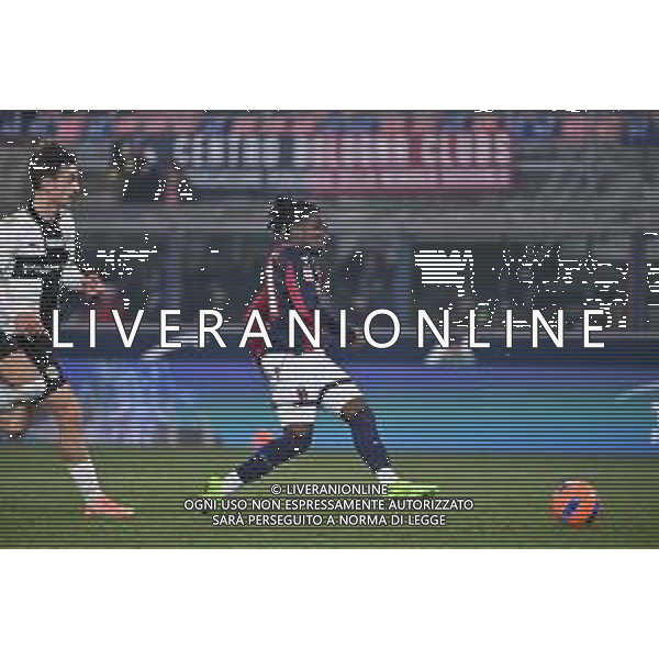 TVRG Bologna vs Parma nella foto la conclusione ravvicinata di Jonathan David Rowe (Bologna) che termina sul palo e poi viene ribattuta in rete dallo stesso Jonathan David Rowe (Bologna) per il gol dell\'1 a 1 Bologna 04-12-2025 Stadio Renato Dall\'Ara Bologna vs Parma Coppa Italia Frecciarossa - ottavi di finale foto Roberto Garavaglia/Agenzia Aldo Liverani sas