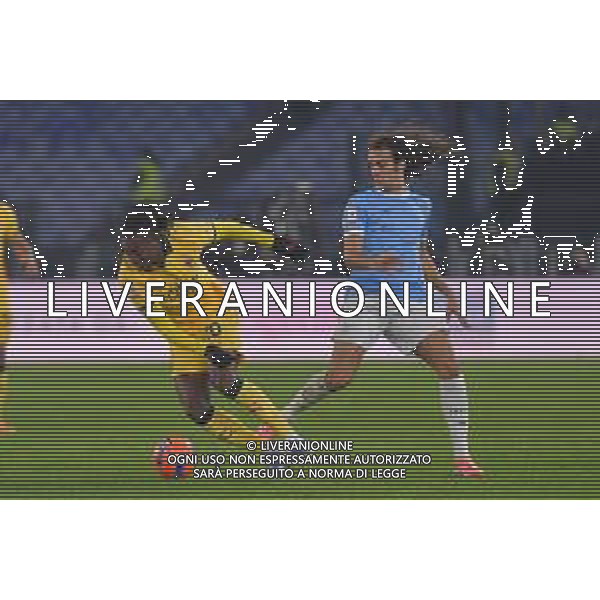 Lazio vs Milan Coppa Italia Frecciarossa - Ottavi di finale Stadio Olimpico - Roma 04-12-2025 nella foto Rafael Leao e Guendouzi Foto Federico Gaetano - ag Aldo liverani- AGENZIA ALDO LIVERANI SAS