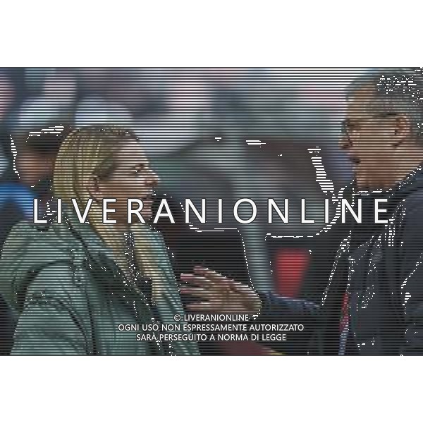 Sportdirektorin Nia Kuenzer (Deutschland), links, und Andreas Rettig, Geschaeftsfuehrer Sport DFB (Deutschland) im Gespraech, Deutschland vs. Spanien, Fussball, Frauen, UEFA, Women’s Nations League, Saison 2025/2026, Finale - Runde 1 von 2, 28.11.2025 / action press AG KARMAPRESS-AG ALDO LIVERANI SAS