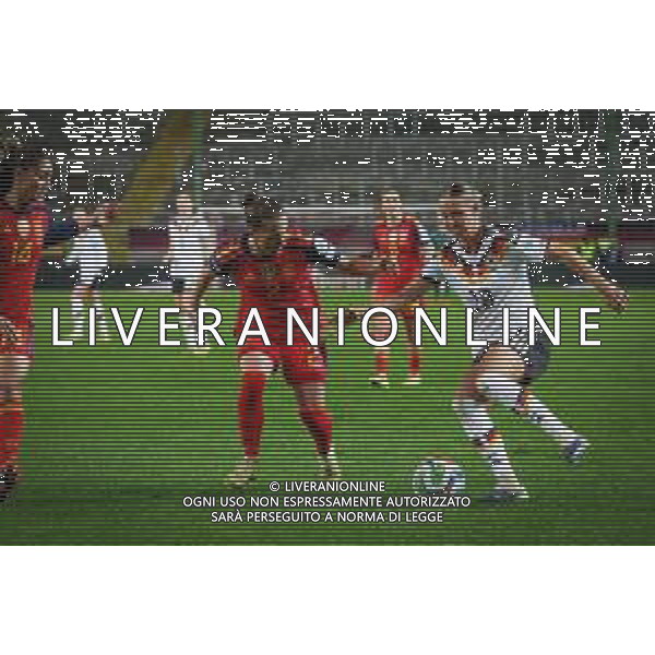 Klara Buehl #19 (Deutschland) in Aktion gegen Ona Batlle #2 (Spanien / Seleccion Espanola Femenina de Futbol), Deutschland vs. Spanien, Fussball, Frauen, UEFA, Women’s Nations League, Saison 2025/2026, Finale - Runde 1 von 2, 28.11.2025 / action press AG KARMAPRESS-AG ALDO LIVERANI SAS