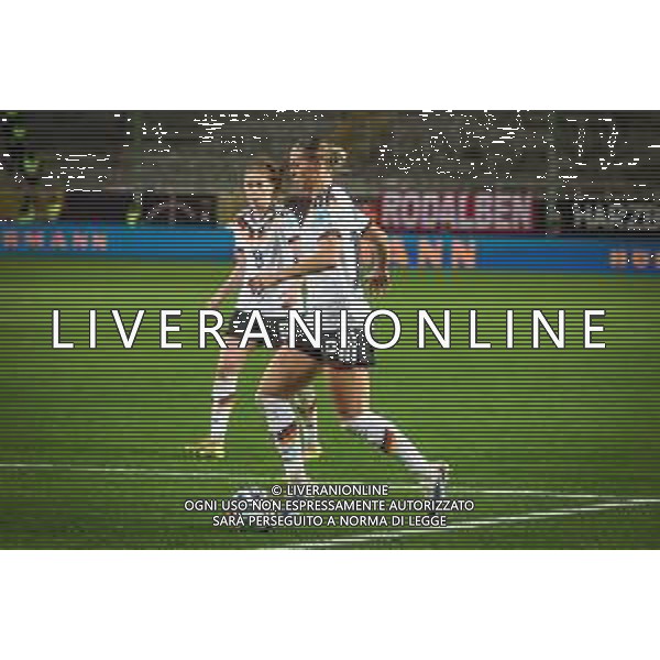 Klara Buehl #19 (Deutschland) in Aktion, mit Sjoeke Nuesken #9 (Deutschland) im Hintergrund, Deutschland vs. Spanien, Fussball, Frauen, UEFA, Women’s Nations League, Saison 2025/2026, Finale - Runde 1 von 2, 28.11.2025 / action press AG KARMAPRESS-AG ALDO LIVERANI SAS