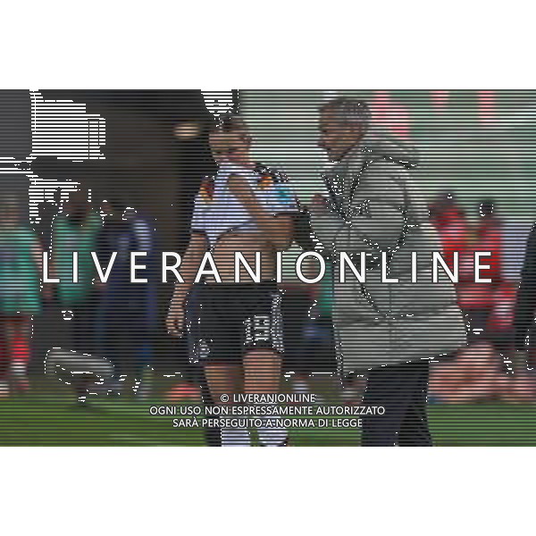 Klara Buehl #19 (Deutschland) im Gespraech mit Cheftrainer Christian Wueck (Deutschland), Deutschland vs. Spanien, Fussball, Frauen, UEFA, Women’s Nations League, Saison 2025/2026, Finale - Runde 1 von 2, 28.11.2025 / action press AG KARMAPRESS-AG ALDO LIVERANI SAS