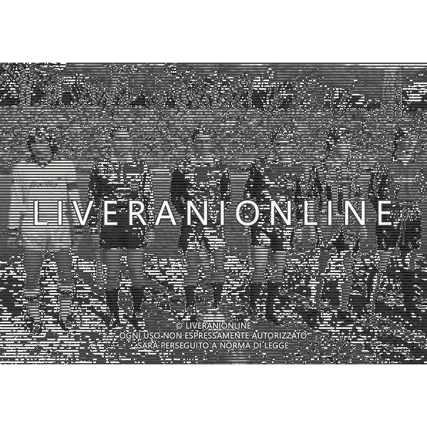 1982-1983 TORNEO DI VIAREGGIO INTER ROMA PRIMAVERA NELLA FOTO ARBITRO D\'ELIA PIETRO AG ALDO LIVERANI SAS